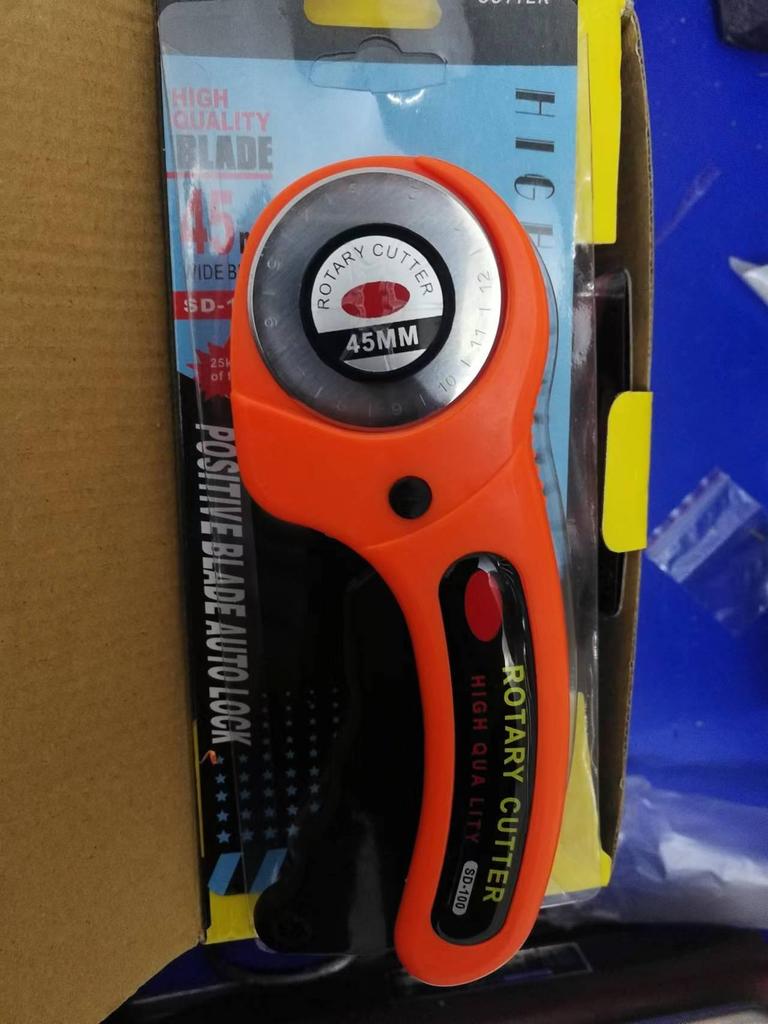 45mm Rotary Fabric and Leather Cutting Knife with Handle