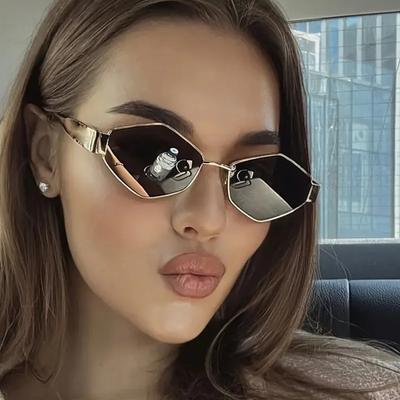 Modne wielokątne damskie okulary przeciwsłoneczne Vintage Marka Romb Kobiety Okulary przeciwsłoneczne Odcienie Unikalna metalowa oprawka Punkowe okulary Mężczyźni