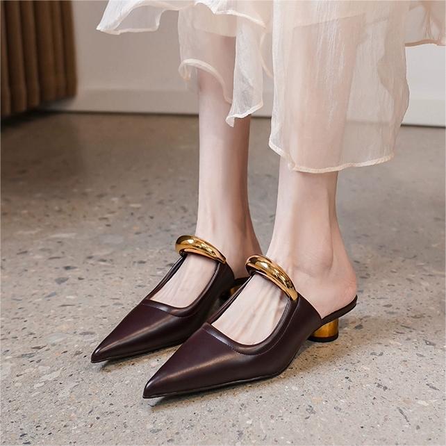 

Pointed Toe Women s Slippers 2025 New Summer Fashion Shallow Mouth Women s Mules Comfortable Wear Outside Ladies One Word Drag 35