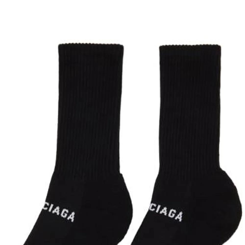 Balenciaga Crew Socks Women's 1 Pack Black (Unisex) Crew Socks 675303372B41077