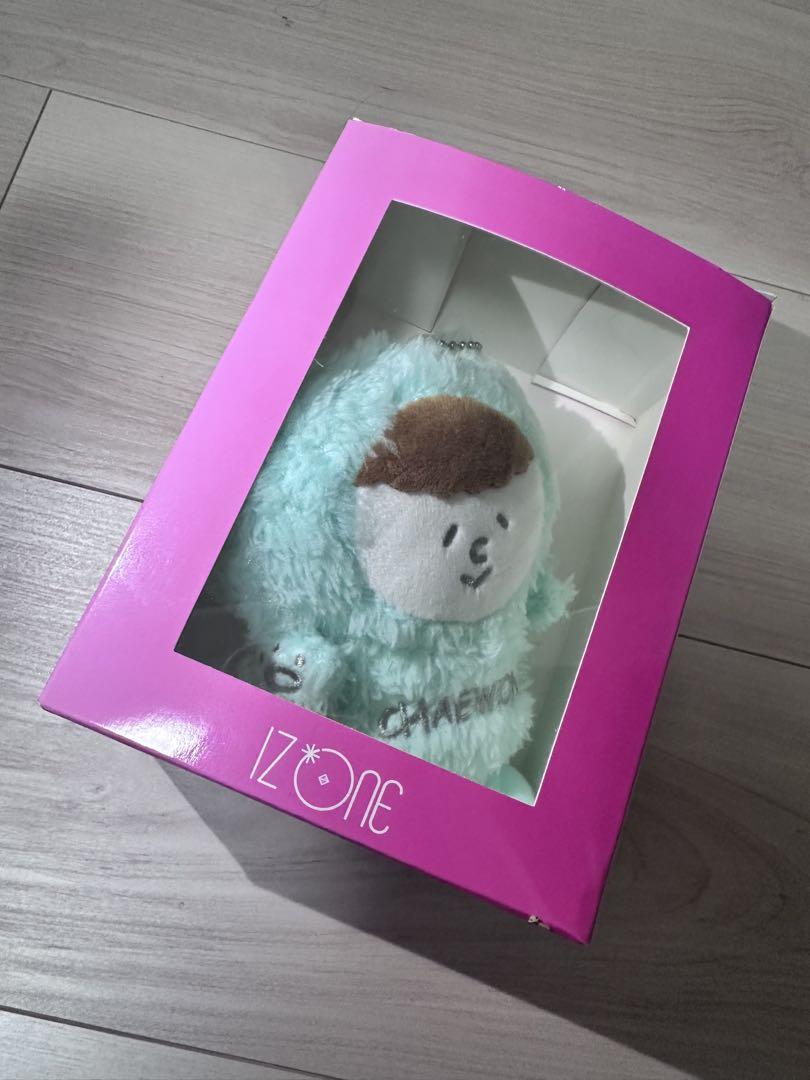 

[USED] IZ*ONE Chaewon Doll
