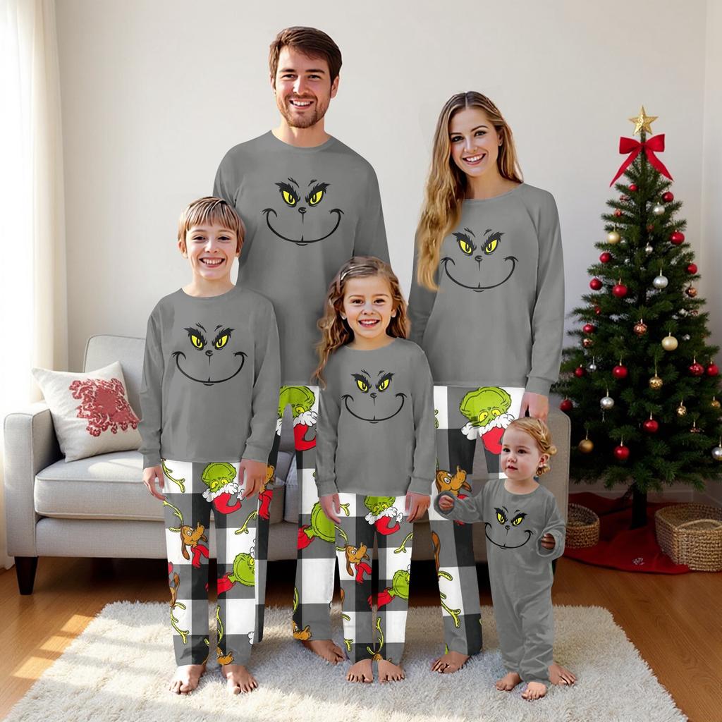 Passende Familiensets mit Weihnachtsmotiven, Langarmshirts und Hosen