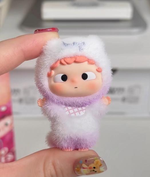 Černá Hra Heyone Oh Cub Kapuce Dobrodružství Roztomilá Série Částic Mini Slepá Krabička Roztomilá Trendy Hračka Ozdoby Dárek na Valentýna