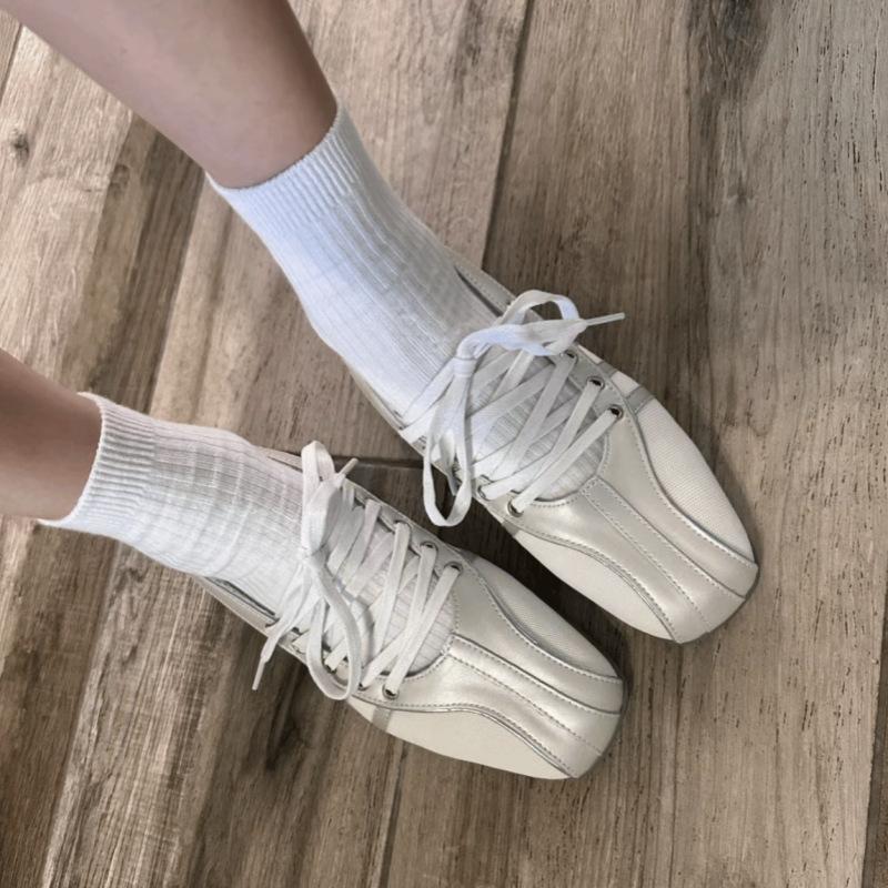 

Версия из коровьей кожи~ Такие же нишевые туфли Мэри Джейн на ремешке с квадратным носком и скрытой платформой, женские балетки 35 серебряный