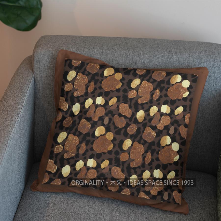 2D Leopard-Patterned Cushion With Gold Spots Pattern Cushion Cover Suitable For Sofa Bedroom Car Pillow Cover