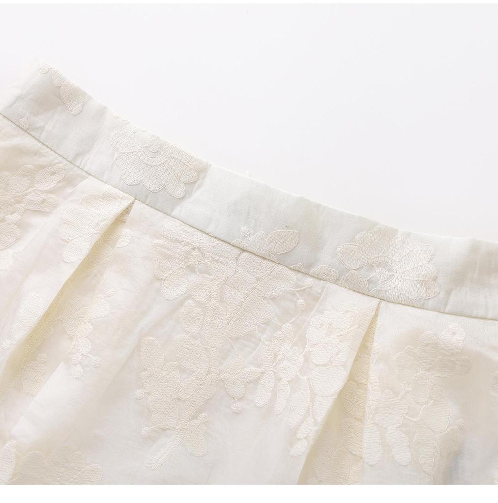 Tencel Cotton Short-Sleeved Embroidery Top + French Romantic Skirt Suit.