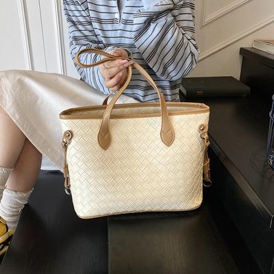 Summer New Niche Fashion Popular Simple Contrasting Color Tote Bag Portable Shoulder Women's Bag