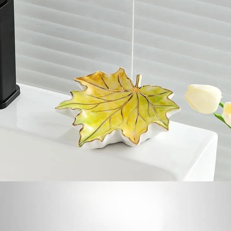 

Креативная керамическая мыльница «Клен» для мыла высокого класса, французский винтаж, кленовый лист, золотой край, дренажный поднос для хранения без сверления