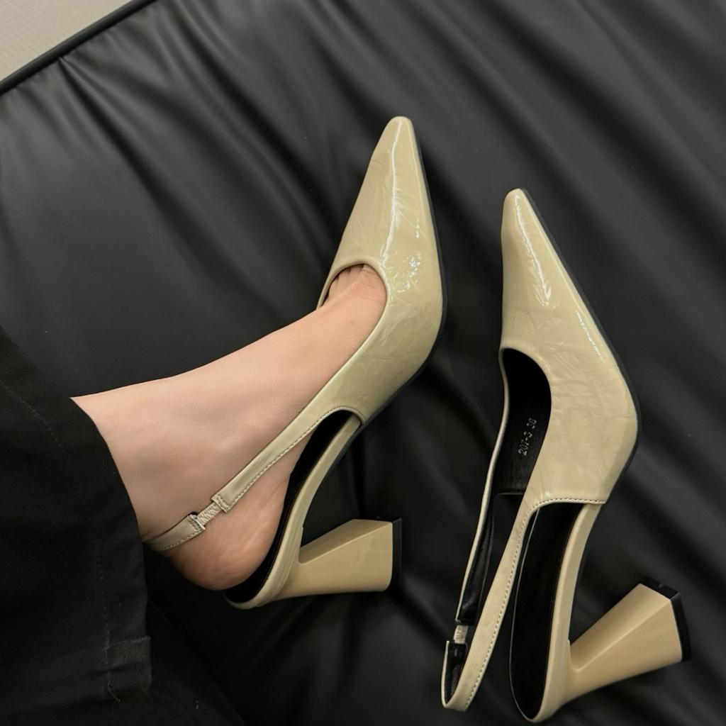Baotou sandals women's summer 2025 new Korean version commuter high heels French patent leather high-end pointed thick heel single shoes
