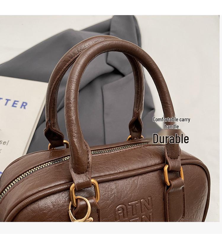 Autumn/Winter 2025 Women's Korean-Style Retro Bowling Crossbody Bag