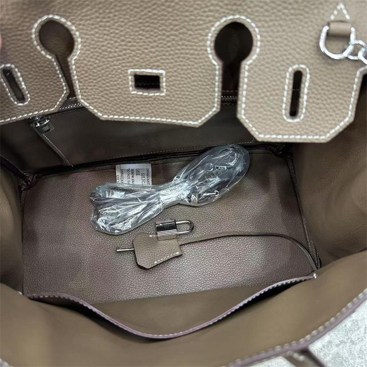 Hot Sale High-end Rock Platinum Bag First Layer Soft Cowhide Pocket Bag Zipper Bag Portable Shoulder Bag Versatile