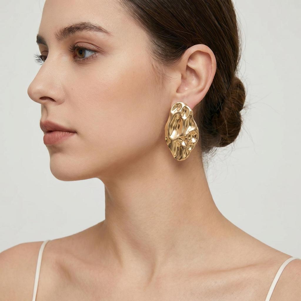 European & American Stylish Irregular Flower Stud Earrings for Women's Elegant Personality