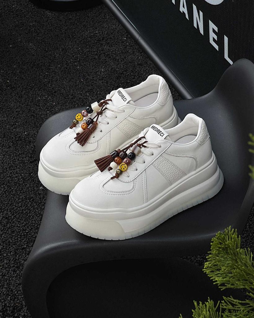 2025 Autumn New Leather Thick-soled Heightening Little White Shoes Women's and Women's Shoes Versatile Casual Moral Training Shoes Muffin Board Shoes