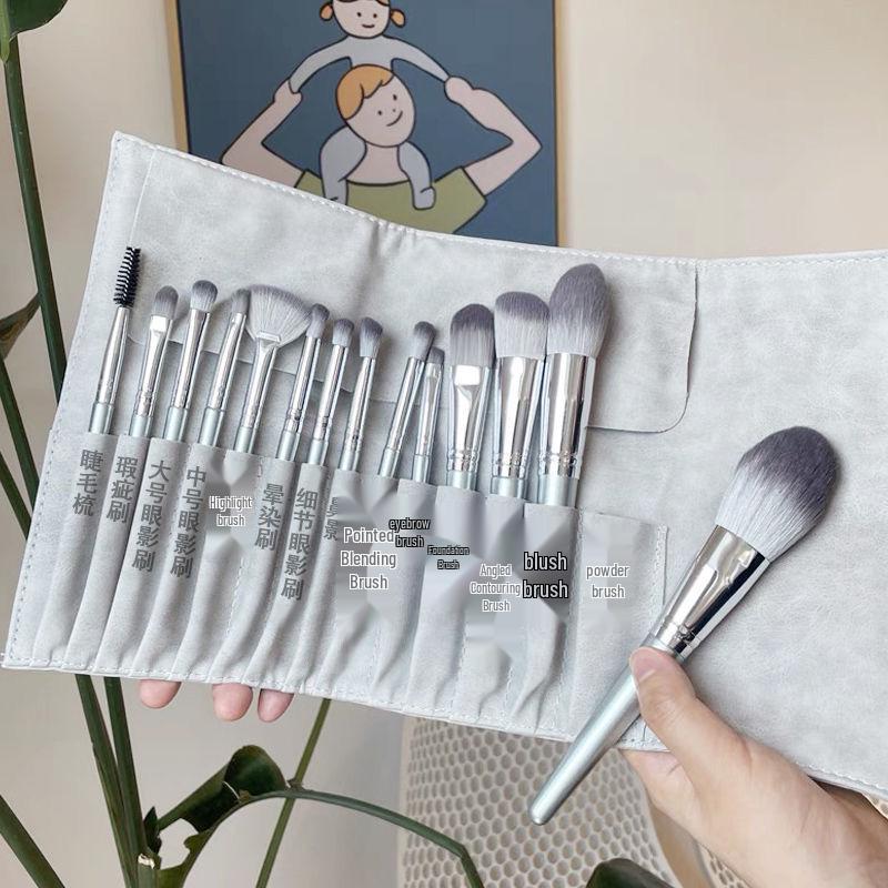 14dílná sada měkkých štětců na make-up pro začátečníky: Obsahuje štětce na sypký pudr, oční stíny, tvářenku a rozjasňovač