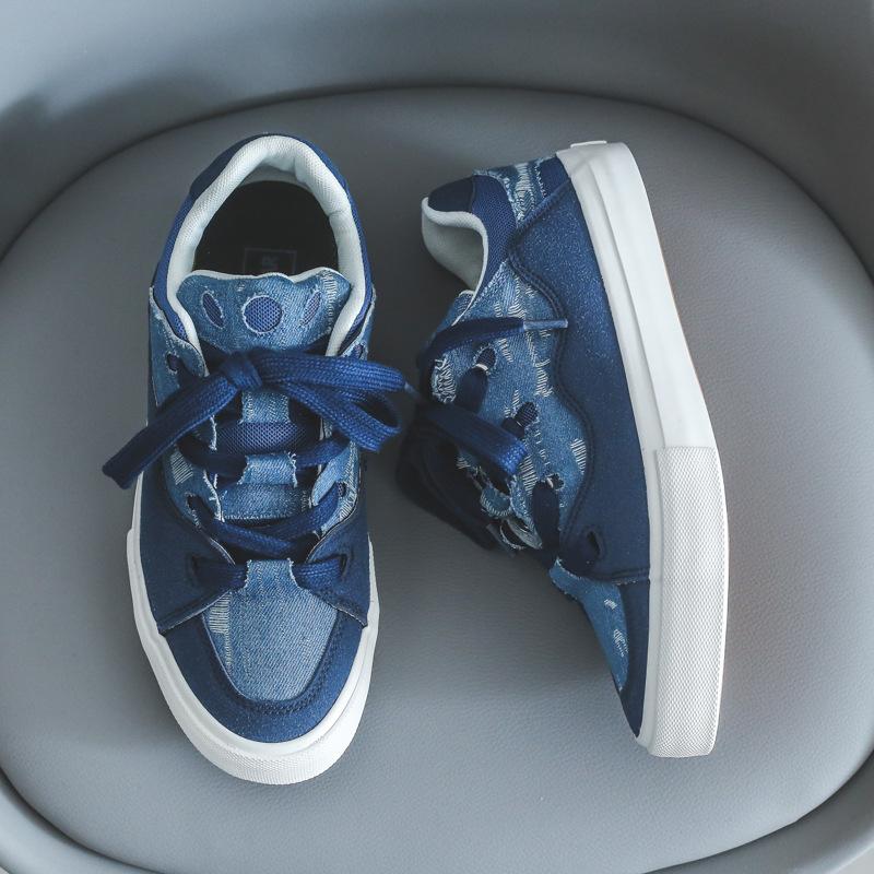 

Осенняя мужская обувь модная пара обувь для хлеба Сяосянфэн черно-белые парусиновые туфли вставные повседневные туфли для скейтборда спортивная обувь 44