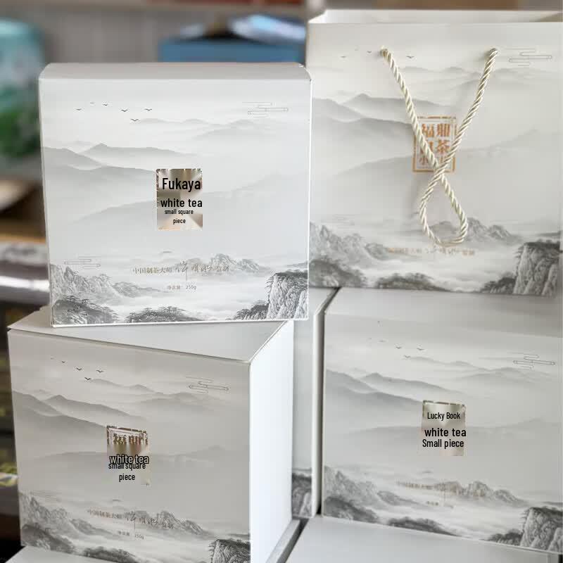 Da Bei Fu Master Series Fuding White Tea Slices