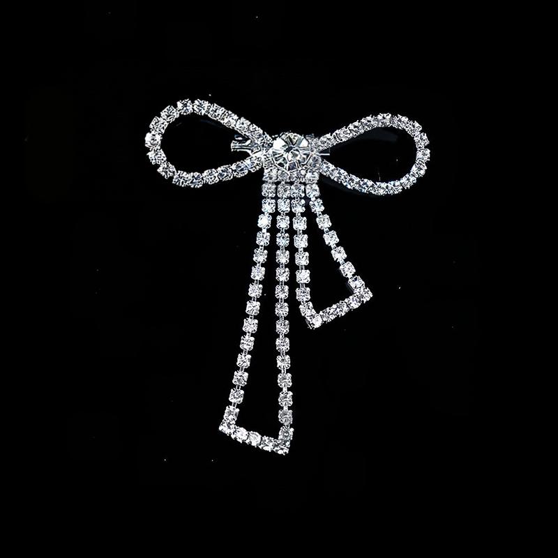 Crystal Bowknot Brooch Charming Women Lapel Pin Gorgeous Rhinestone Sweater Suit Accessory for Special Gatherings
