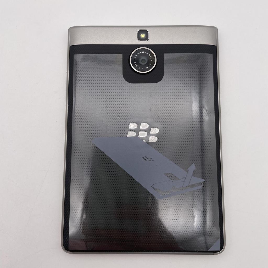 Überholter Blackberry Passport (-4) Q30 Passport Sliver Edition 4G NETZWERK 3GB RAM 32GB ROM 13MP 4.5" Mobiltelefon Handy Mit 1 SIM