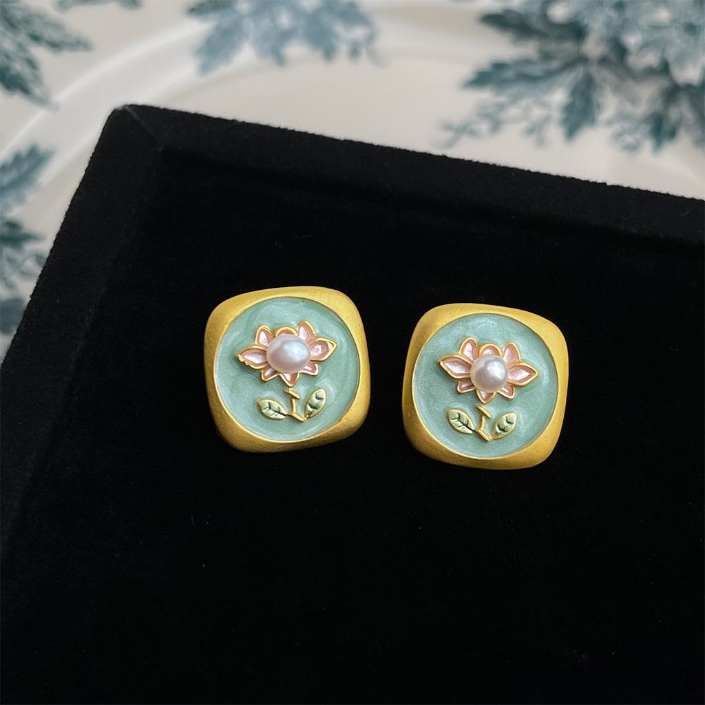 Französischer Ölmalerei-Stil Emaille Tropfenohrringe: Künstlerische Ohrstecker im Hofstil mit einem literarischen Retro-Flair.