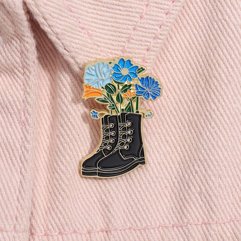 Romantic Flower Series Enamel Pin Cartoon Anime Series Brooches For Women Lapel Clothing Badge On Backpack Fashion Jewelry Gifts