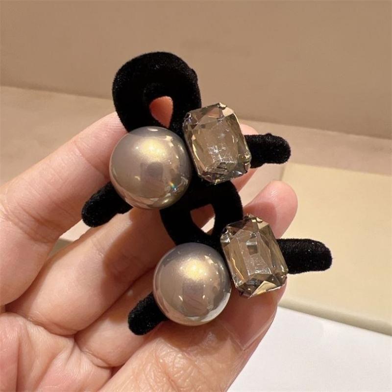 

2pc Elegant Velvet Hair Clip Elegant Imitation Pearl Rhinestone Hair Clip Suitable for Girl Daily Wear Jewelry Hair Accessories