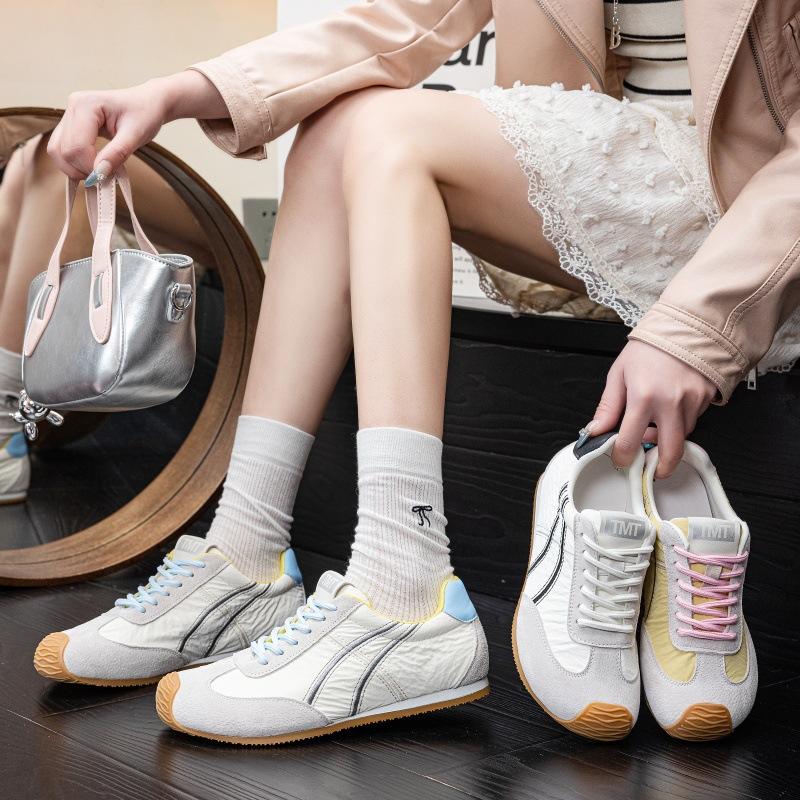 2025 Spring and Summer New Leather Soft-soled German Training Shoes Women's Casual Flat-bottomed Versatile Sports Student Women's Shoes Trendy Cool