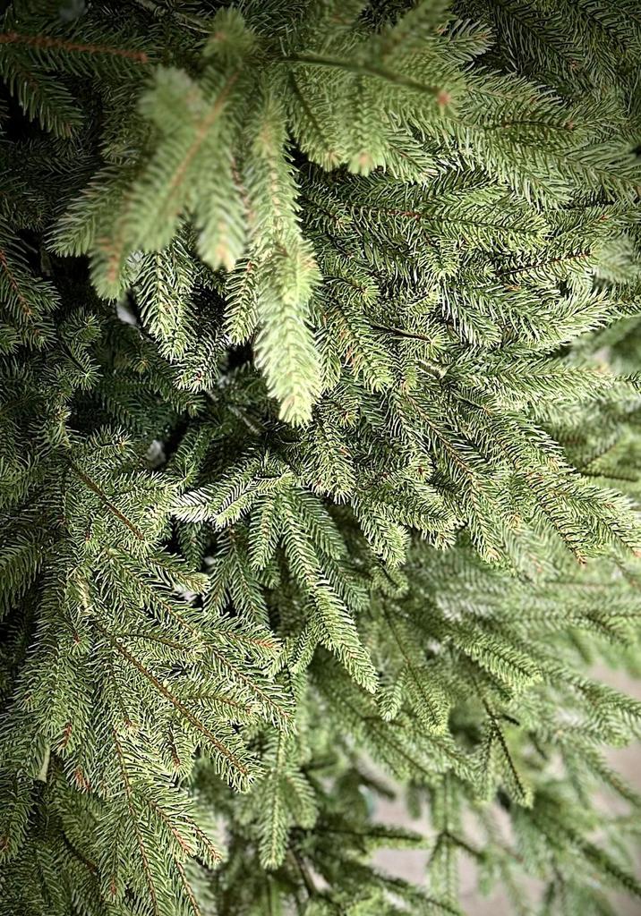 Artificial Christmas Tree Wild Spruce Twist 100% Pe Natural Look Twig