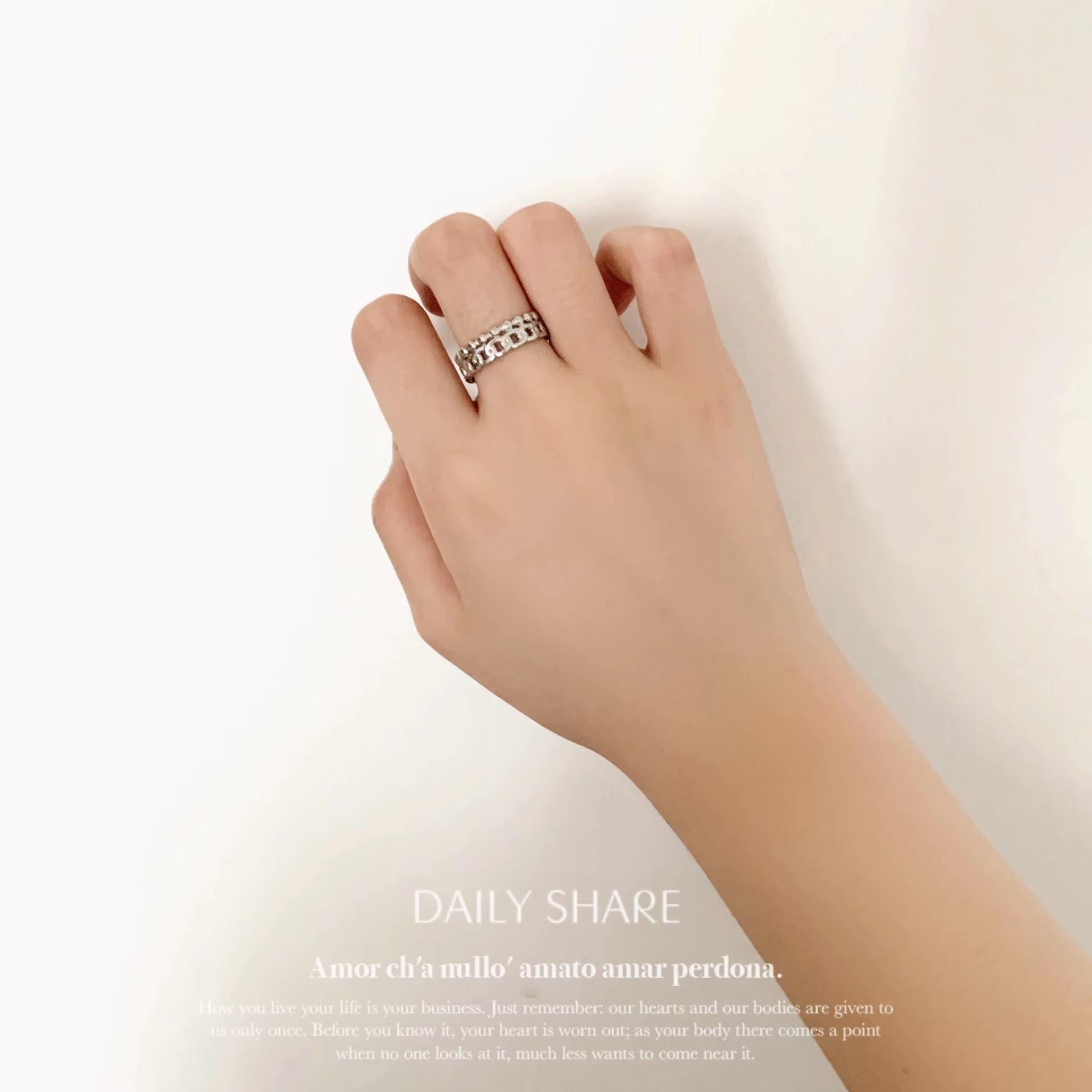 

INS retro double-layer chain splicing solid color titanium steel 18k gold-plated simple individual cold ring fashion opening adjustable