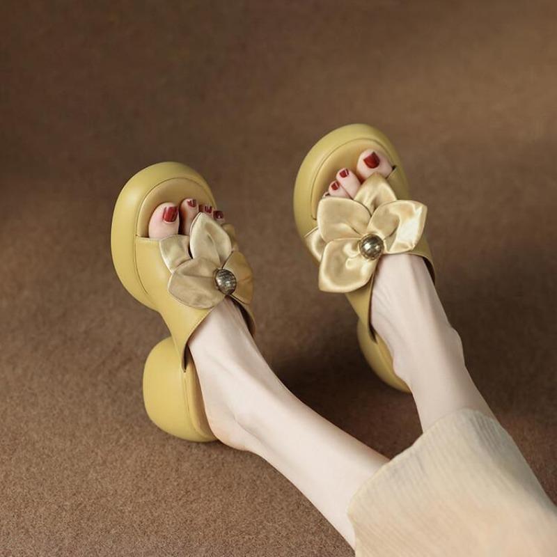 Sandalen Kawaii Niedliche Damen Hausschuhe Weiche Schuhe für Damen Draußen Hoch bis zu 5cm Absatz Pantoletten Leder Sabot Rutschfest 2025 Luxus 39