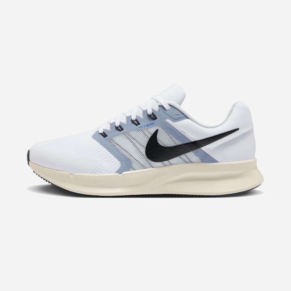 

Nike Nike Run Swift 3 Dr2695 105 250