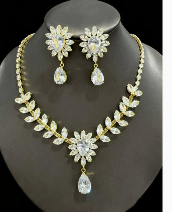 Bride Water Drop & Leaf Zirconia Wedding Jewelry Set: Elegant Necklace & Earrings for Women