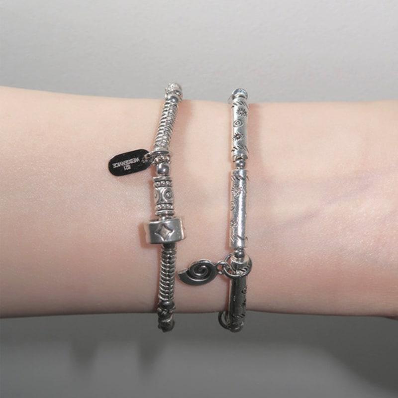 821WEBSERVICE Spin Bar Bracelet