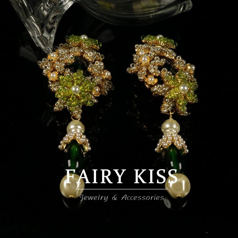 Heavy Industry Necklace Earrings Set Woven Rice Beads Snowflake Emerald Imitation Pearl Pendant Premium Temperament