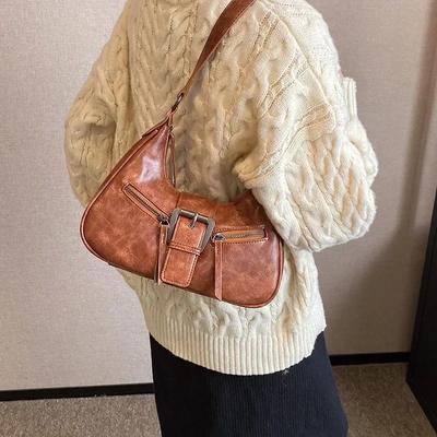Hochwertige einfarbige PU-Schultertasche für Damen, neuer Stil, Reißverschluss, Schnalle, Steppnähte, leichter Luxus, modische Umhängetasche