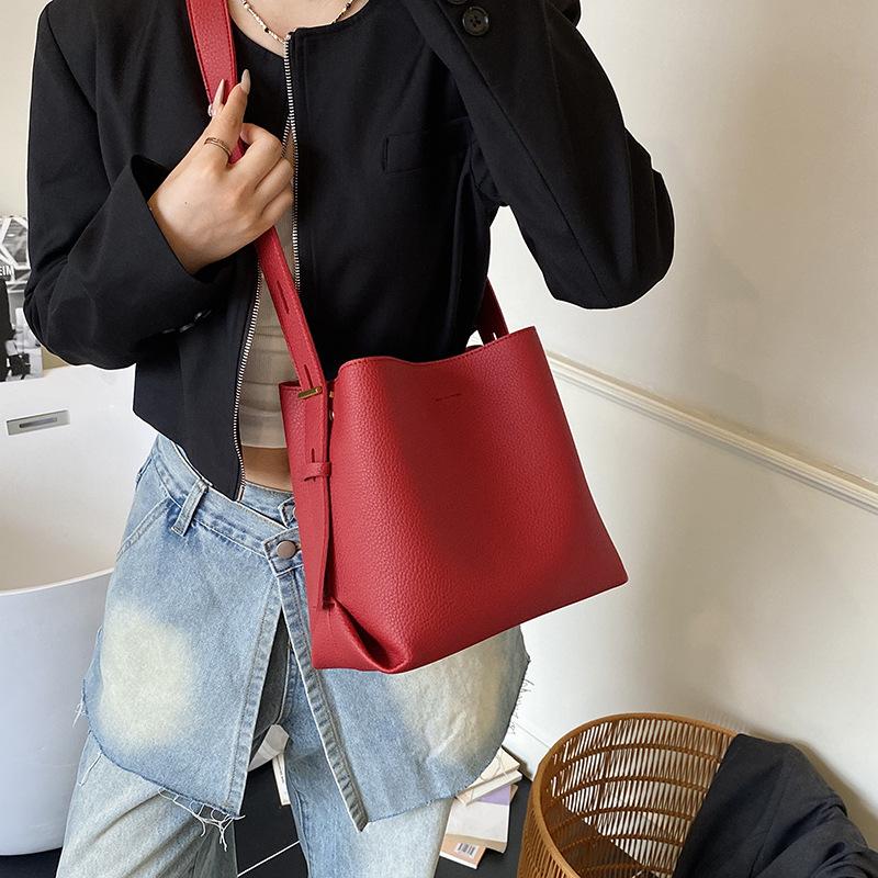 Litschi-Muster Tragetasche Eimerbeutel Damen Neu Sommer Nische Trend Vielseitige Schulter Umhängetasche