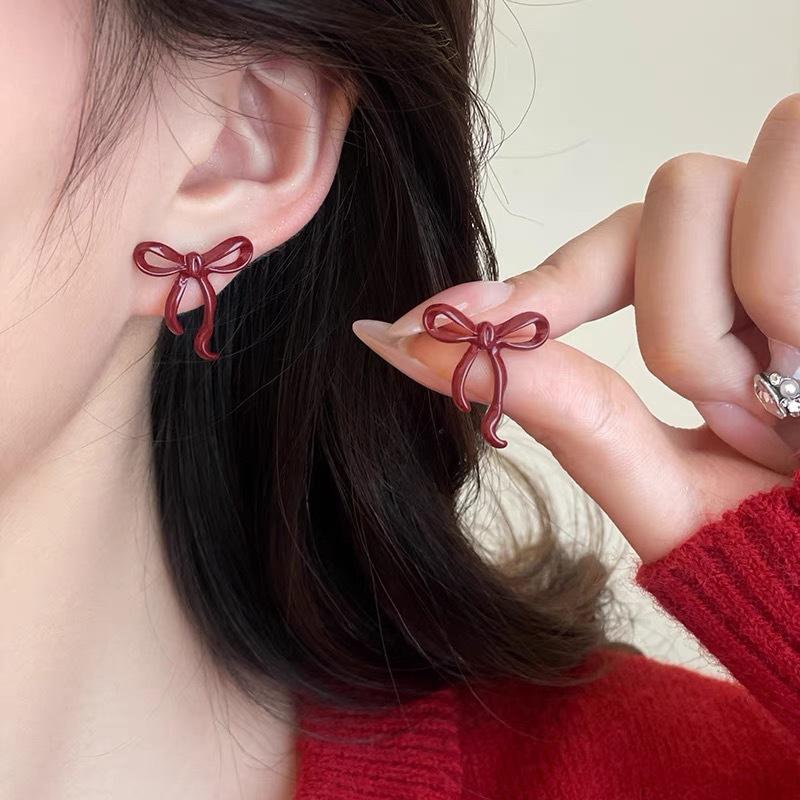 

Retro Hong Kong style temperament Ankola red bow stud earrings women s new niche high-end earrings ear jewelry