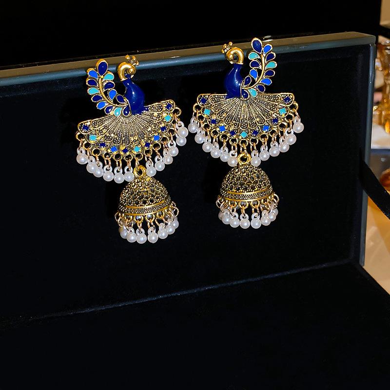 European and American retro metal fringed earrings light luxury high-end temperament earrings niche design long earrings women