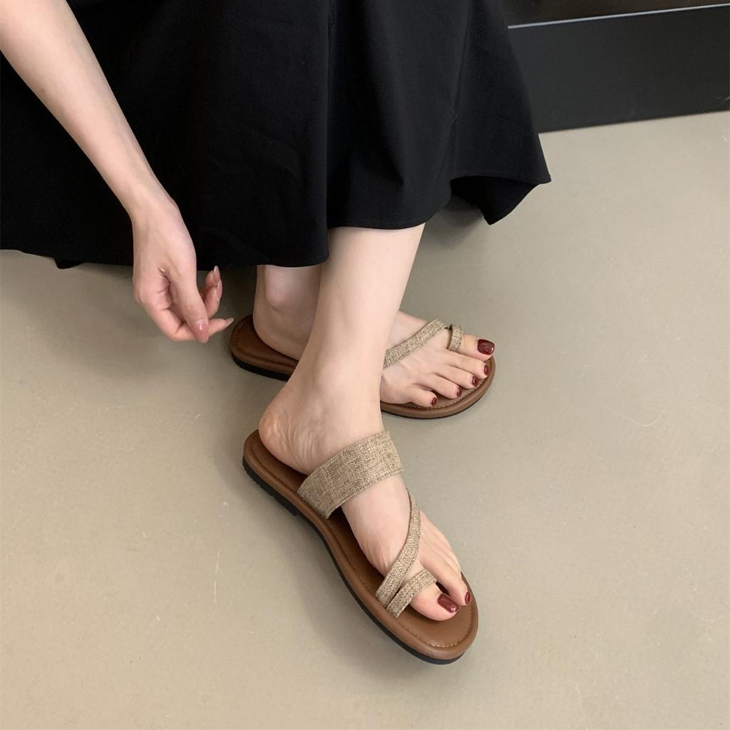 Super soft flat-bottomed linen slippers for women's outer wear summer new jacket toe sandals casual vacation beach seaside sandals