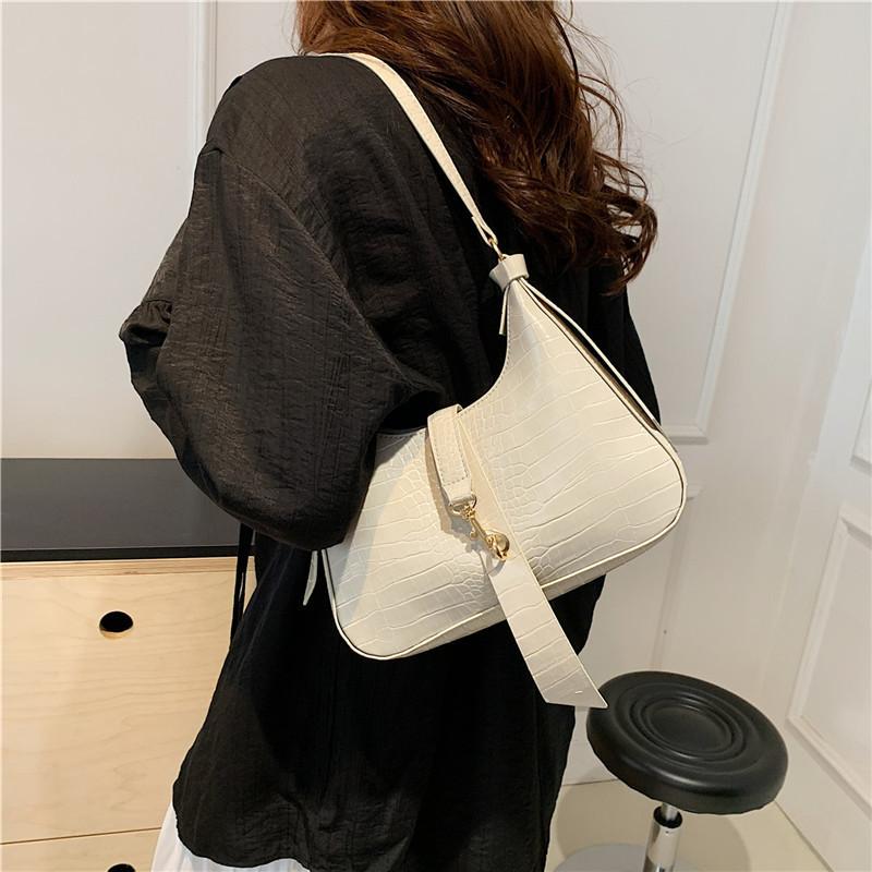 Stylish Trendy Casual Shoulder Bag Fashionable Chic Retro Handbag For Women