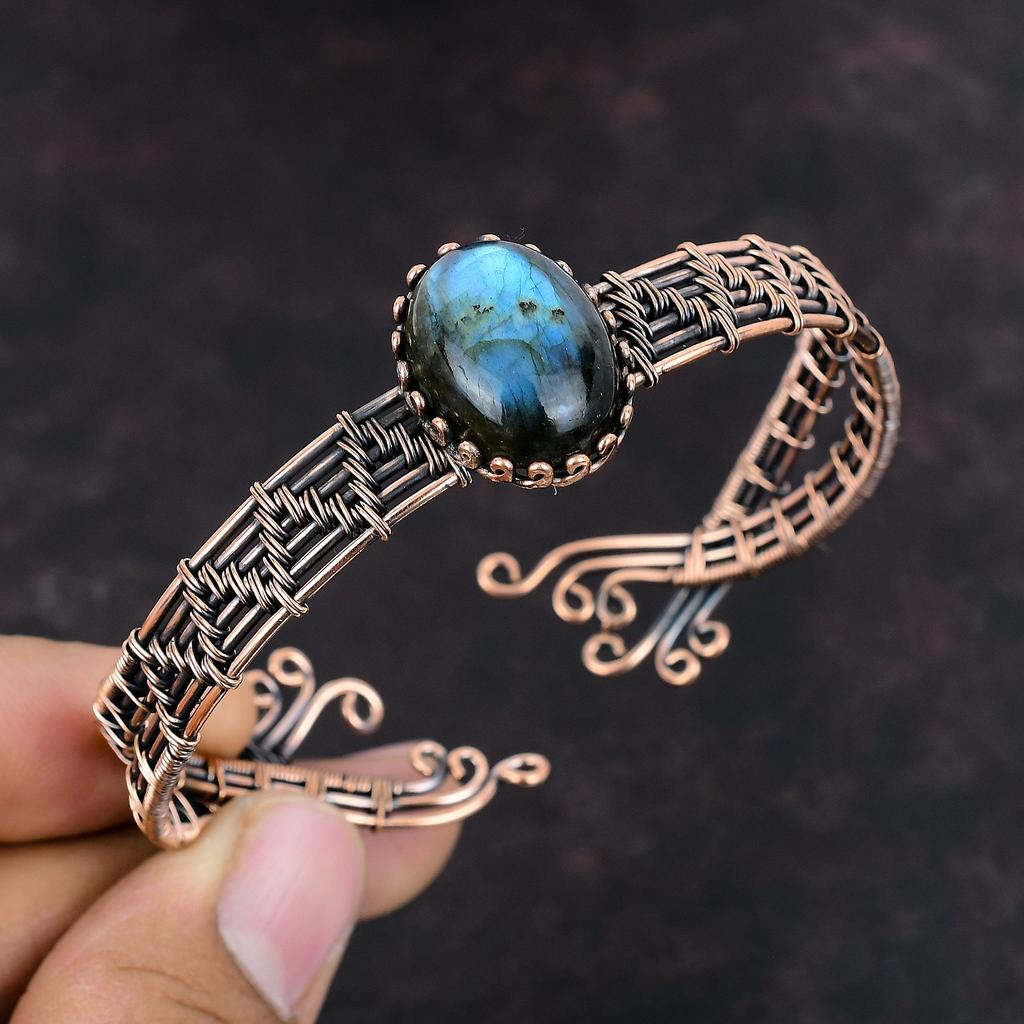 Labradorit Armreif Kupferdraht umwickelt Manschettenarmband Labradorit Schmuck Verstellbares Armband Edelstein Manschettenarmband Handgemachter Armreif zum Verschenken