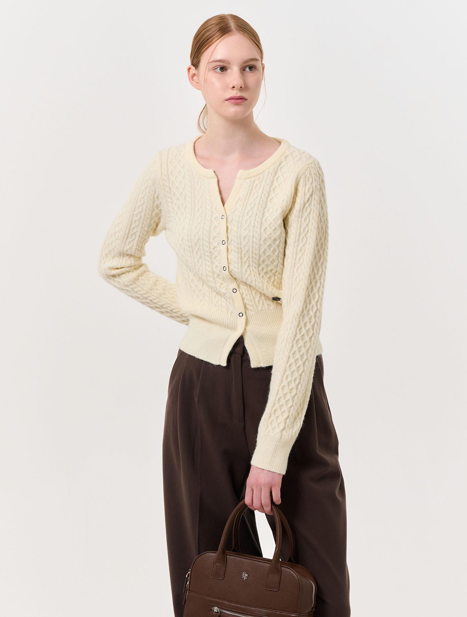 General Idea Bold Cable Slit Pullover [Ivory] / Wbd4L05540 Ivory/M