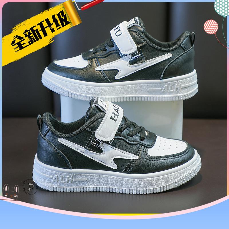 New girls' shoes, children's sports board shoes, boys' fashion shoes, middle-aged and older students' running cards