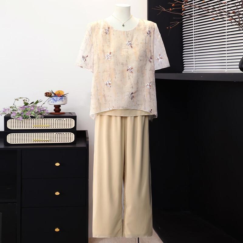 Middle-Aged Women's Embroidered Summer Suit