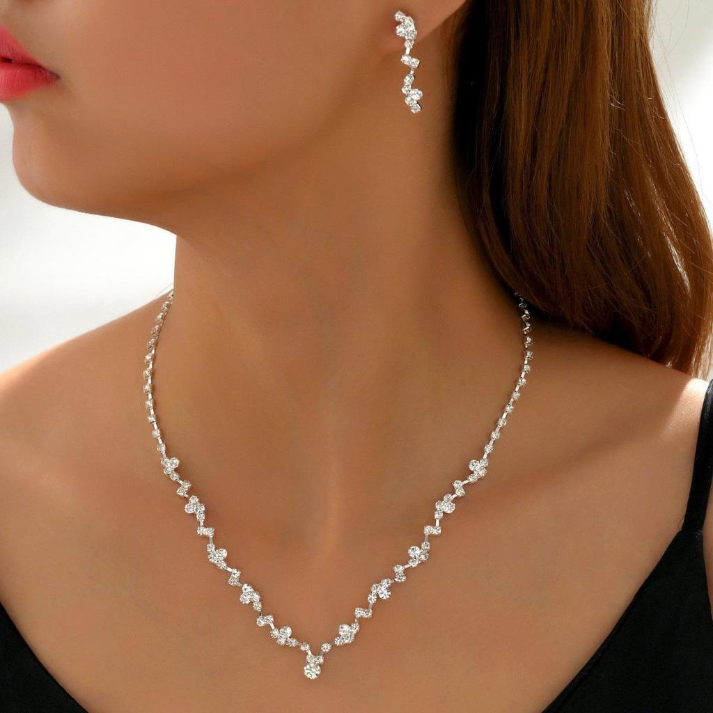 Elegant Rhinestone Earrings & Necklace Set - Women's Luxury Fashion Jewelry
