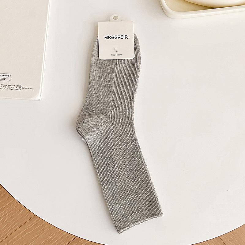 Female Spring and Autumn Solid Color Loose Mouth In The Tube Pile Pile Cotton Socks