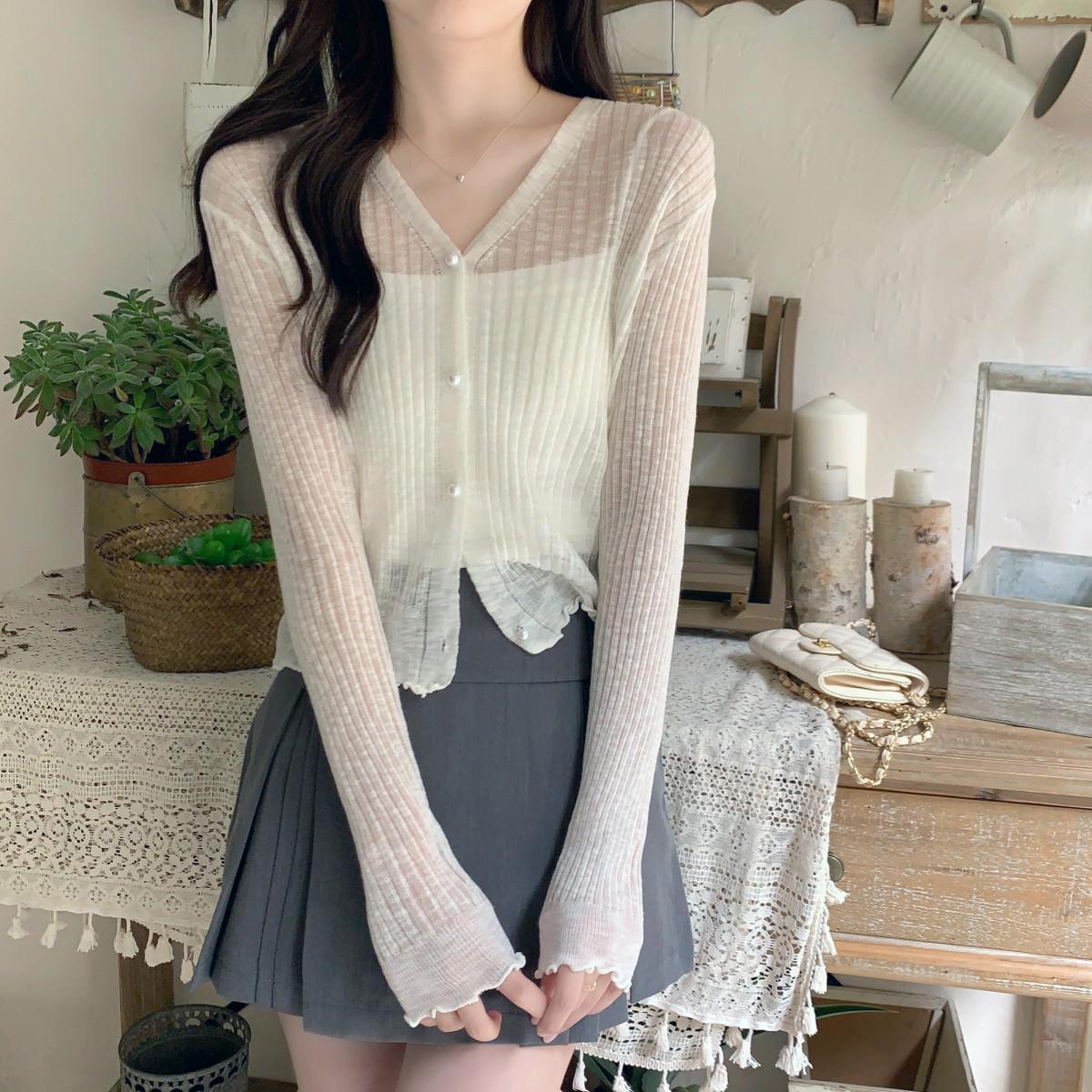 

Женский летний кардиган с защитой от солнца 2023 года – тонкий, свободный, короткий, трикотаж Ice Silk с отделкой из дерева One Size