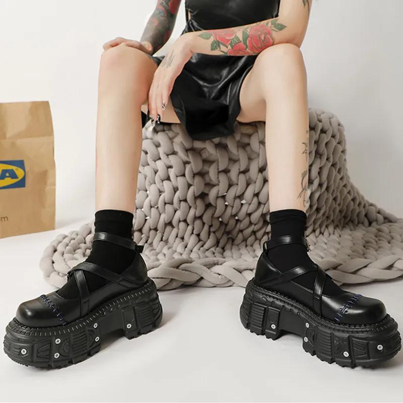 Women's Platform Mary Janes Shoes Black Leather Buckle Strap Thick Chunky Sole Gothic Punk Style Cosplay/Streetwear