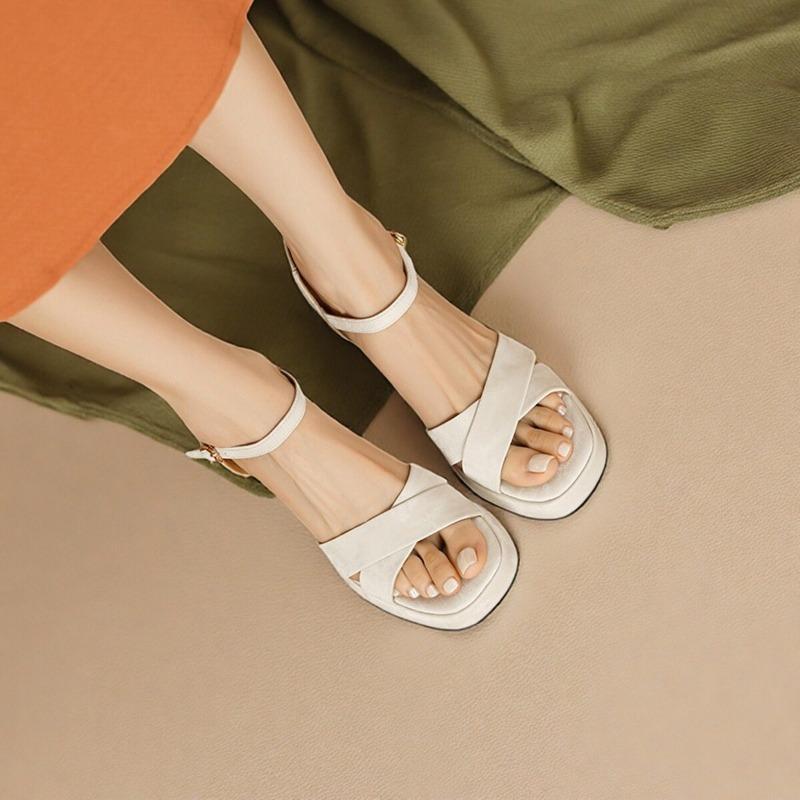This Summer's New Style of High-heeled, Soft Leather, Thick-heeled, Waterproof Platform, Toe-exposed, Sexy One-strap Sandals