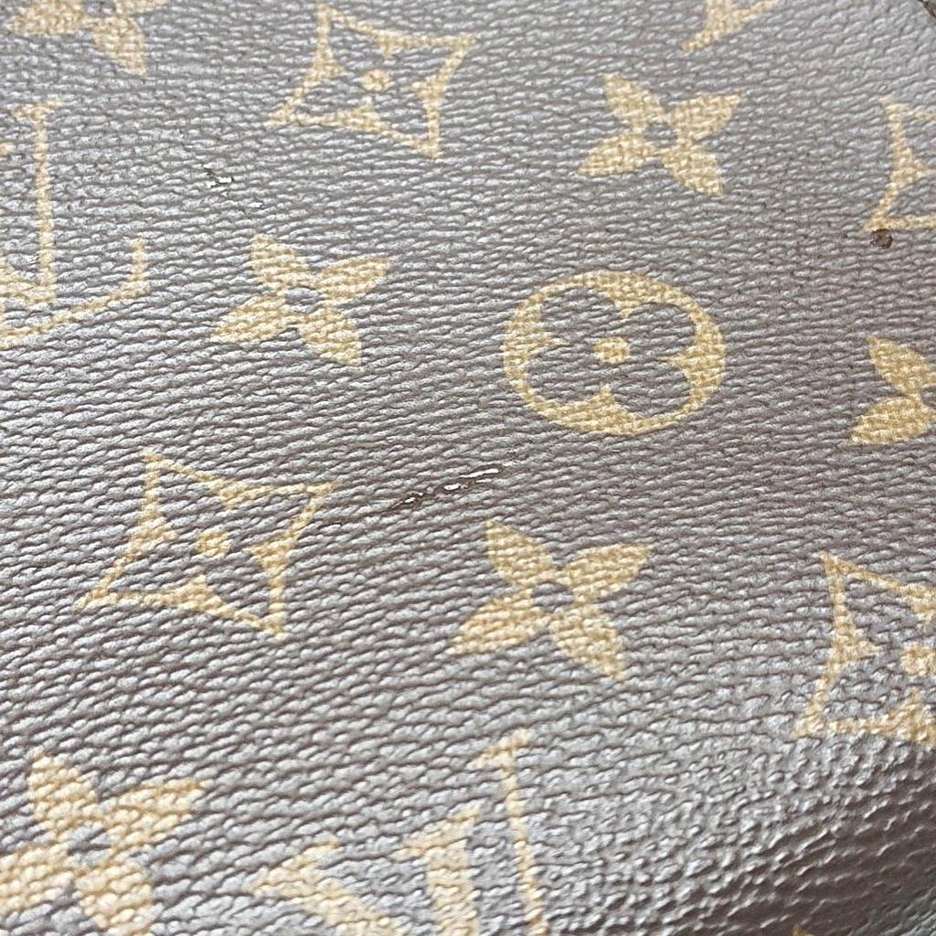 [Pre-Owned] Poche Toilette 19 Classic Monogram Versatile Portable Canvas Toiletry Bag Clutch - Very Good #34DEBZ