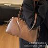 Large-capacity Retro Bag Women's Autumn and Winter Versatile 2025 New Simple Shoulder Bag Popular Commuter Tote Bag This Year